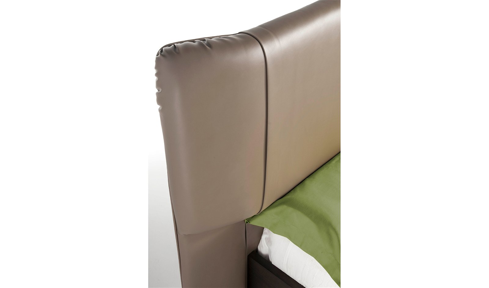 Cama moderna roble y piel Lia para colchón 150x200