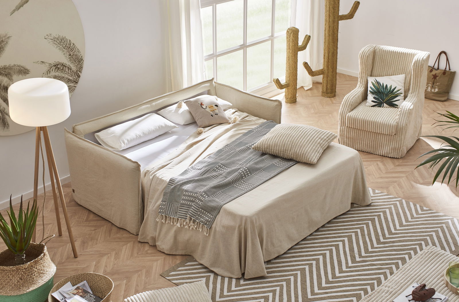 Sofá cama tapizdo en tejido natural Hamptons