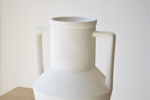 Vasija cerámica blanca