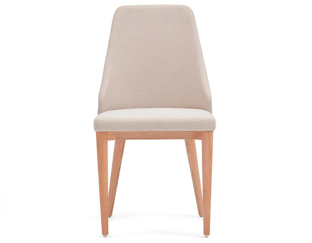 Silla madera de fresno tapizado beige Rosie Kave Home